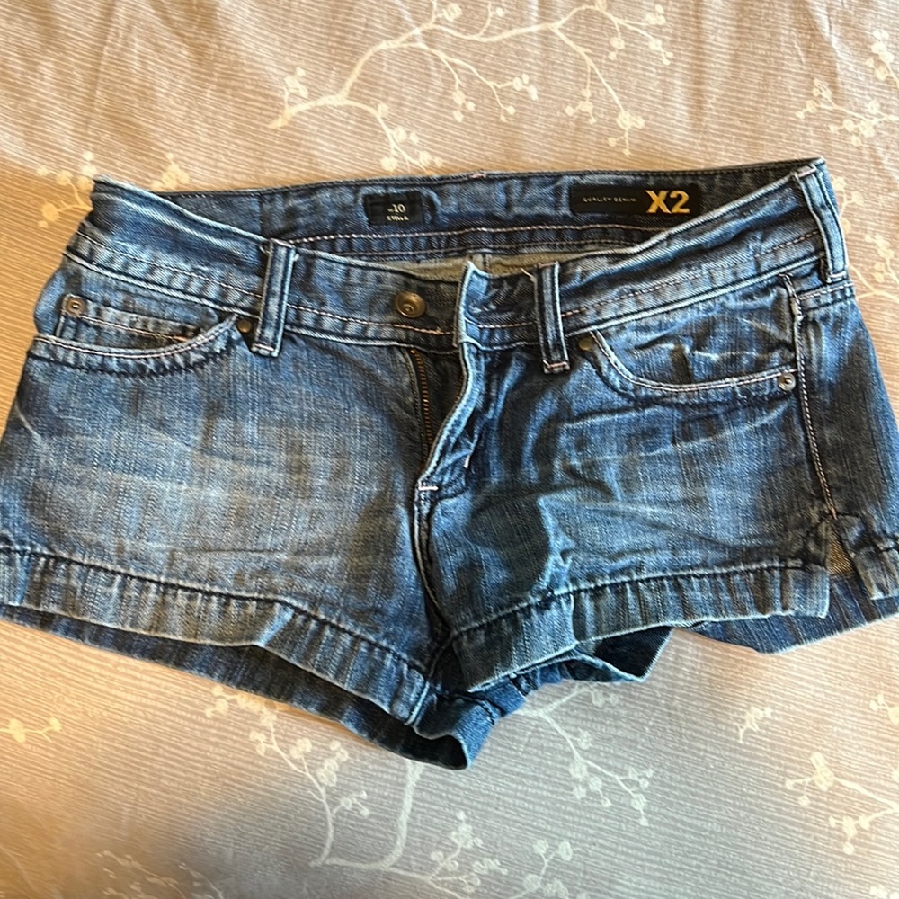 Quality Denim X2 - Low rise short shorts - size 10
